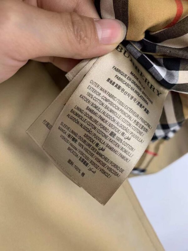 버버리 헤리티지 켄싱턴 KENSINGTON DK 남성 트렌치코트 8045859 - 이미지 6