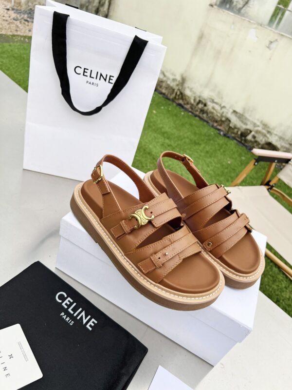 셀린느 CELINE 티피 트리옹프 샌들 359813766C