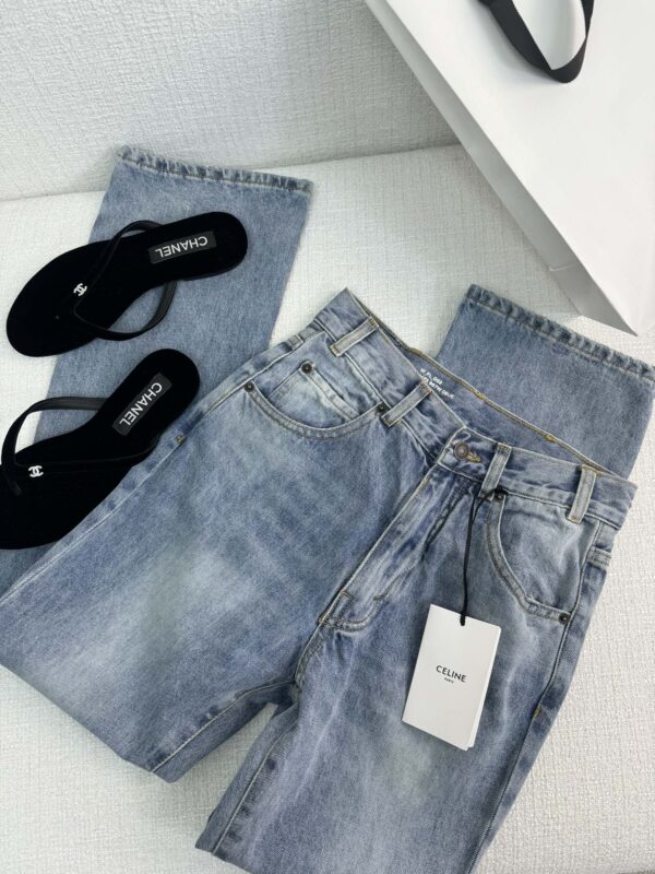 셀린느 피스모 워시 데님 마거릿 진 청바지 2N500206T