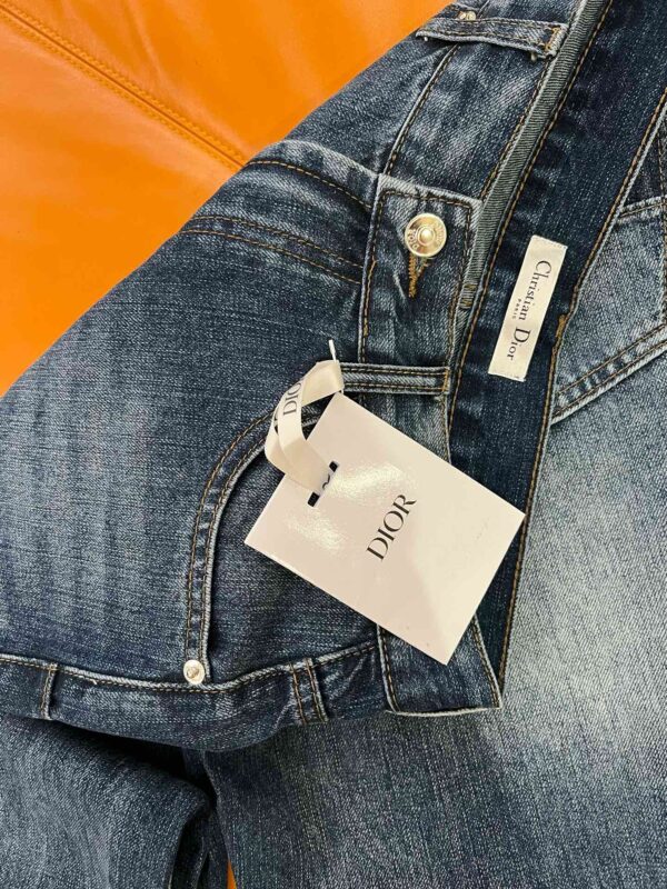 디올 Dior 8 스트레이트 진, D09 청바지 422P09A3830 - 이미지 3