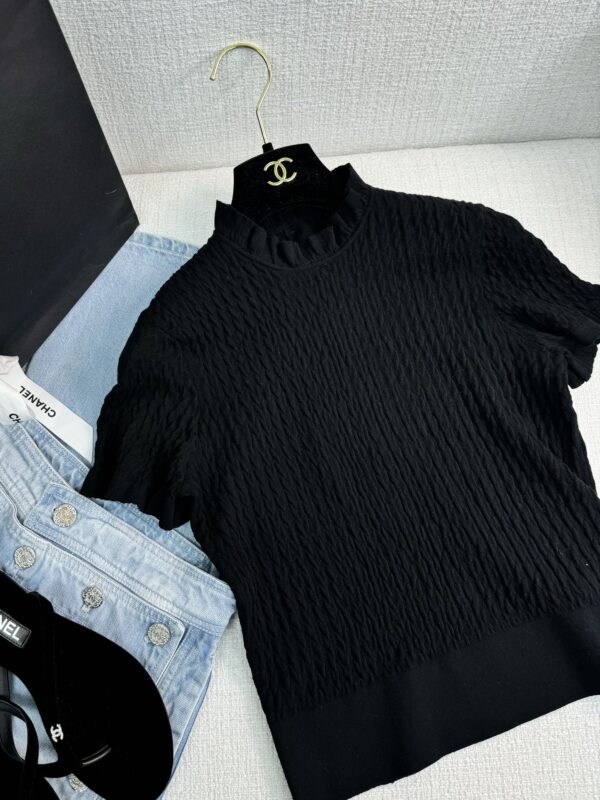 샤넬 24FW 스모크 반팔 니트 P77528 - 이미지 5