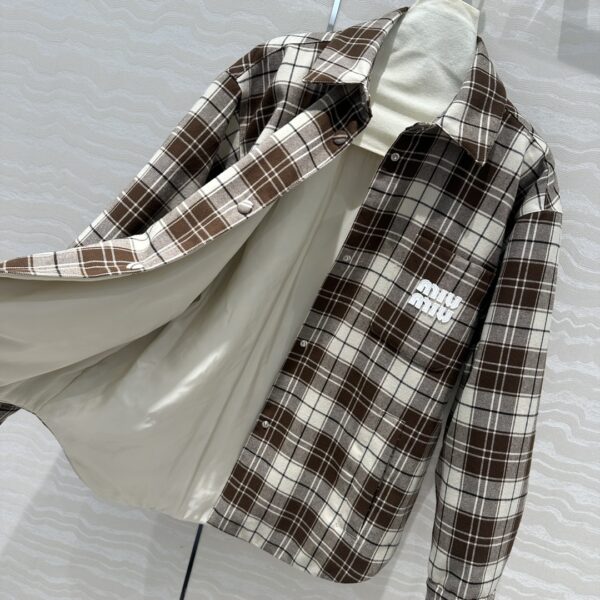 미우미우 24FW 엔브로이디드 울 다운 쟈켓 F03KK - 이미지 2