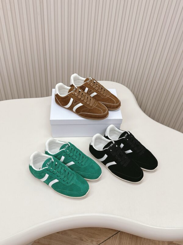셀린느 24FW 스웨이드 레더 조거 스니커즈 359874637C - 이미지 2