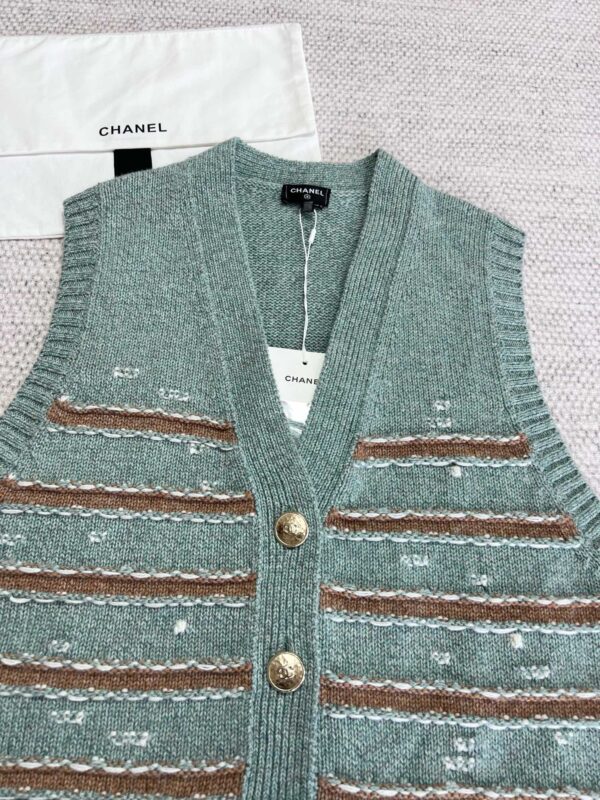 샤넬 24FW 캐시미어 조끼 2컬러 P78477 - 이미지 2