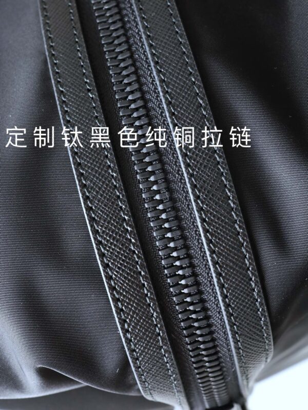 프라다 리나일론 사피아노 더플 백 보스턴백 2VC796 - 이미지 3