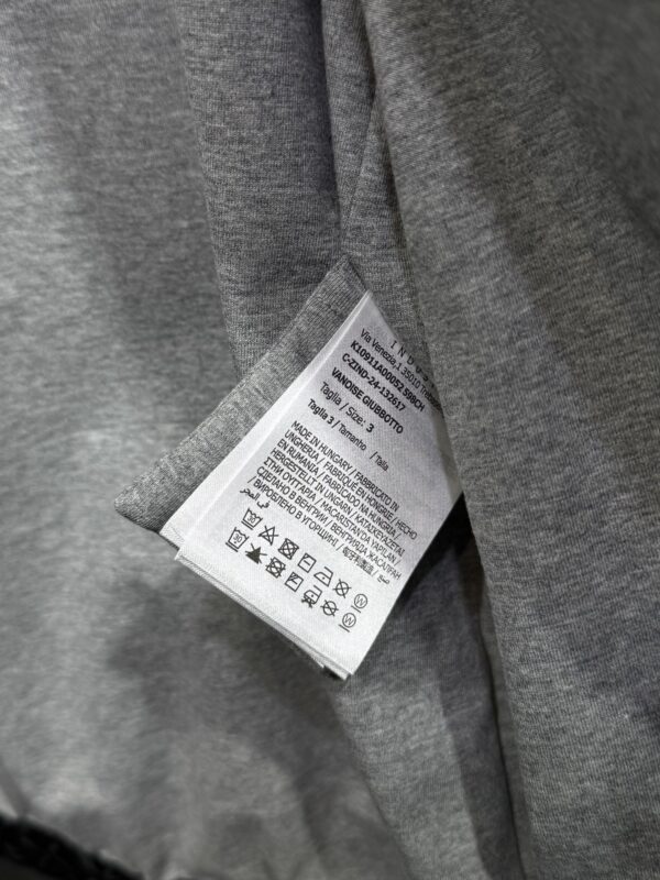 몽클레어 Vanoise 바누이즈 모노그램 바람막이 자켓 25ss - 이미지 6