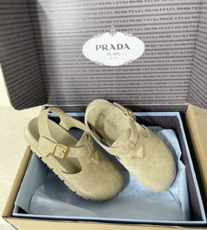 프라다 25SS 삼각로고 스웨이드 샌들 1S895N