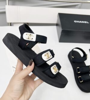 샤넬 25SS 벨크로 CC 배색 샌들 블랙 G46448