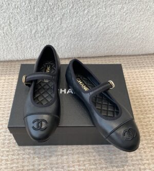 샤넬 25SS CC로고 베이비 메리제인 플랫슈즈 G46467