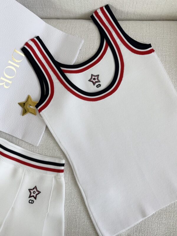 디올 Dior Vibe 탱크 탑 나시 티셔츠 514T03A5001 - 이미지 6