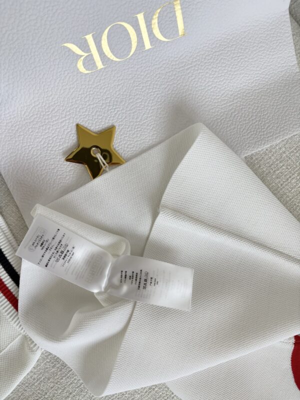 디올 Dior Vibe 탱크 탑 나시 티셔츠 514T03A5001 - 이미지 4