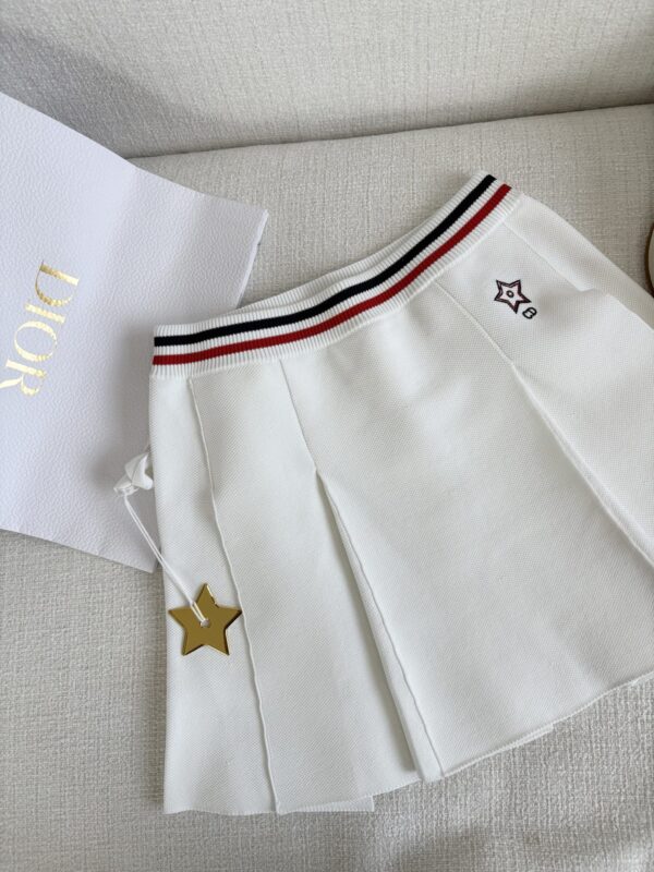 디올 Dior Vibe 플리츠 미니스커트