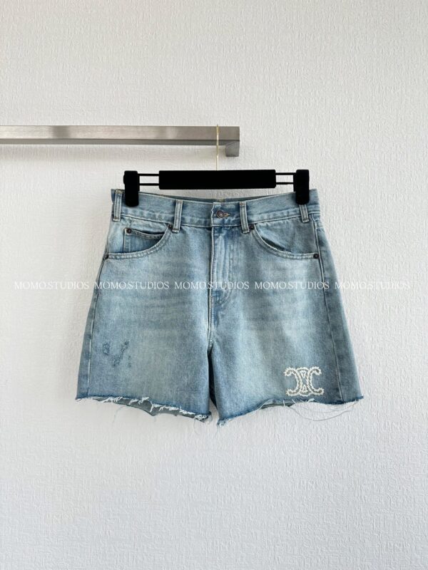 셀린느 스케이트 RAW 컷 엠브로이드 데님 반바지 RP06I789D