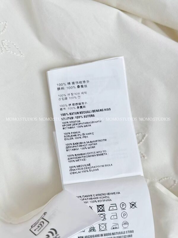 미우미우 자수 장식 바티스트 원피스 MF5913 - 이미지 5