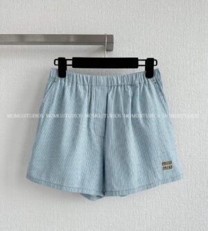 미우미우 스트라이프 샴브레이 데님 반바지 GWP523
