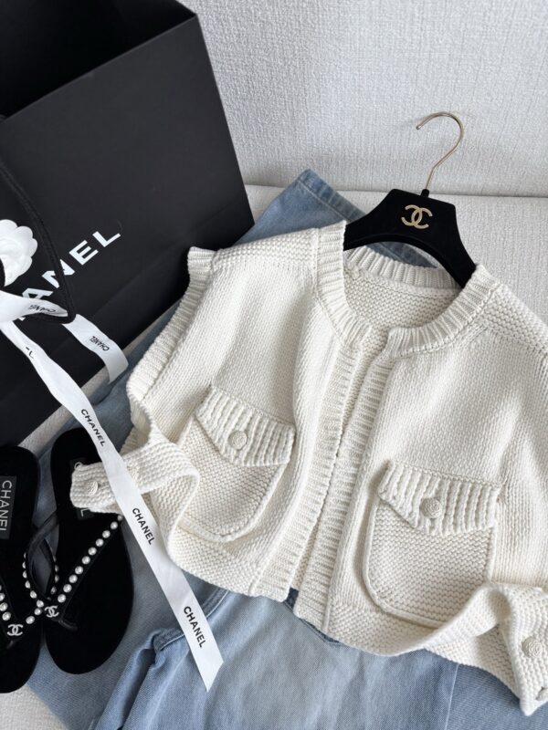 샤넬 믹스드 파이버 니트 베스트 P79982