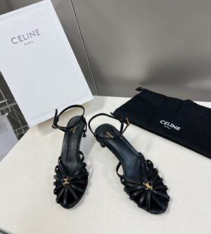 셀린느 CELINE 트리옹프 샌들 램스킨 352203958C