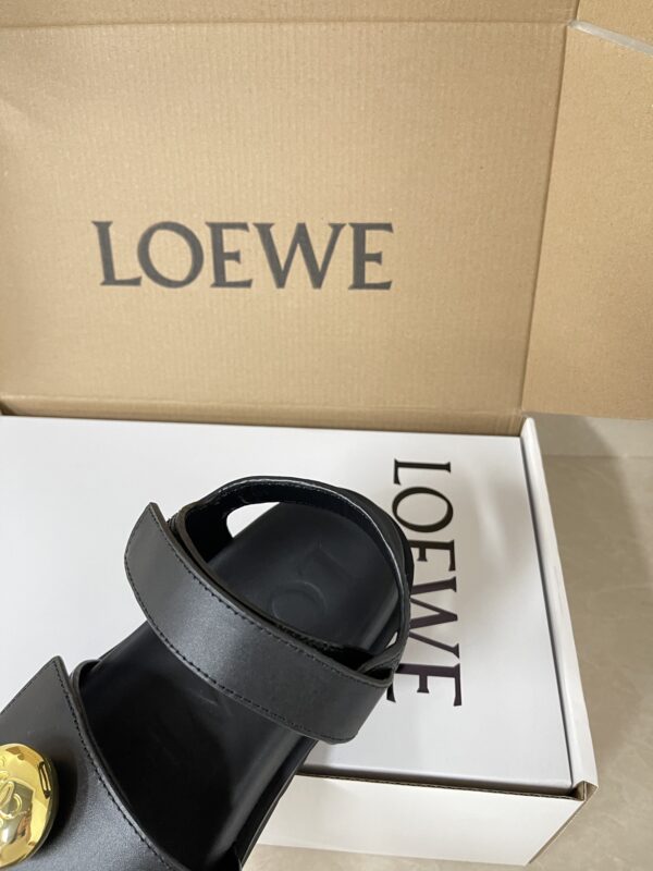 로에베 아나그램 페블 샌들 L815465XB7 - 이미지 4