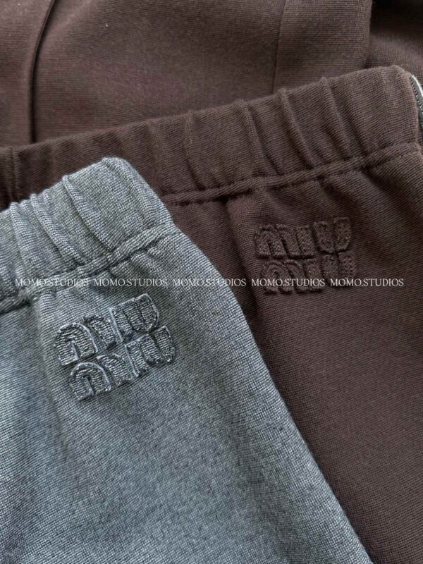 미우미우 패브릭 스티치 니트 팬츠 MP1935 - 이미지 2