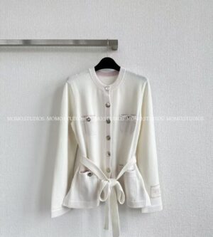 샤넬 25fw 캐시미어 벨티드 가디건