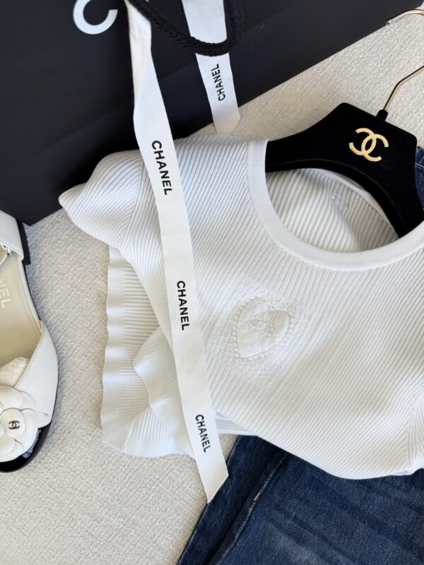 샤넬 25FW  CC로고 반팔 니트 탑 - 이미지 3