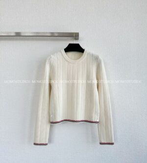 톰브라운 25FW 크루넥 긴팔 니트 FKA501AY1024